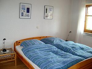 Erstes Schlafzimmer